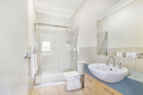 Apartments On Church - Unit 7 - Accommodation Whitsundays 2