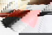 Beach & Bay Holiday Rental - Nelson Bay - Accommodation Whitsundays 0