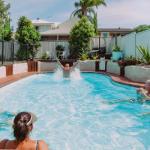 Beach & Bay Holiday House - Accommodation Whitsundays 0