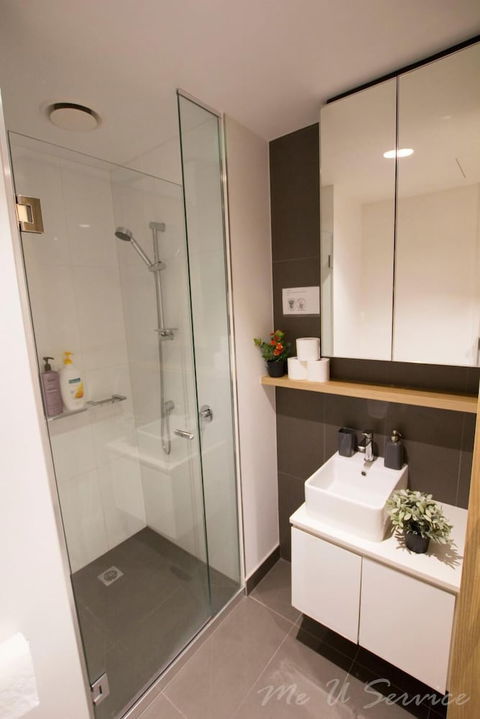 Carlson CBD Apartments - Accommodation Whitsundays 2