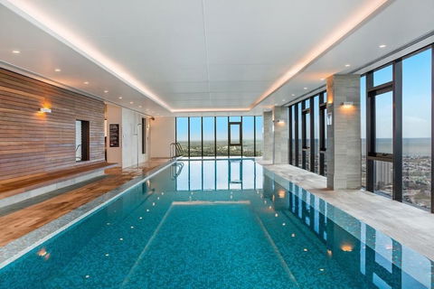 Southbank Platinum Tower Apartment - Accommodation Whitsundays 3