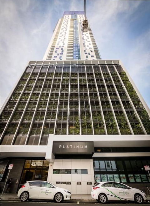 Southbank Platinum Tower Apartment - Accommodation Whitsundays 0