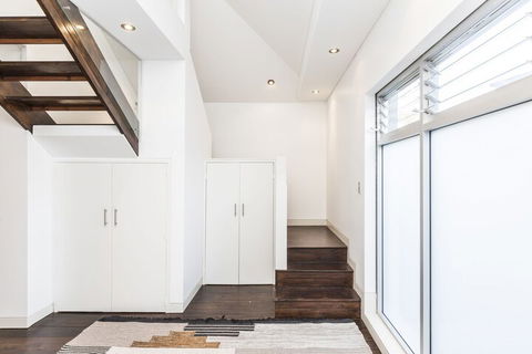 Coogee Luxury Home With Salt Water Pool & Parking - Accommodation Whitsundays 4