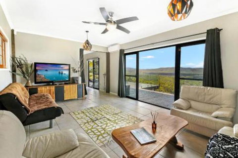 Eagles Loft - Accommodation Whitsundays 0