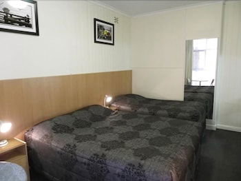 Albury Clifton Motel - Accommodation Whitsundays 1