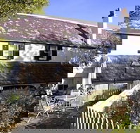 Old Colony Inn - Accommodation Whitsundays