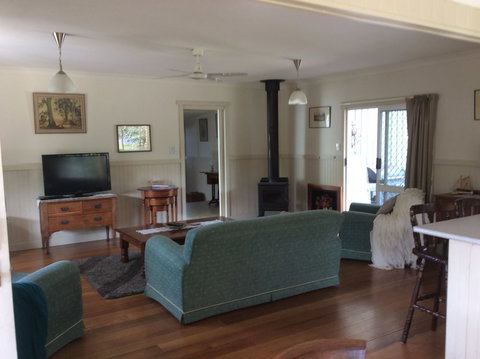 Tidelines Of Bicheno - Accommodation Whitsundays 2