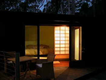 Qdos Arts - Accommodation Whitsundays 3