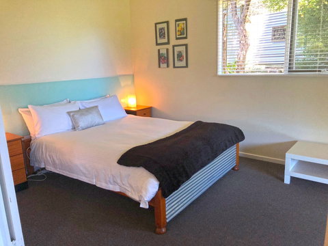 Valley Farm Vineyard Cottages - Accommodation Whitsundays 5