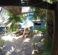 Cool Bananas Backpackers - Accommodation Whitsundays