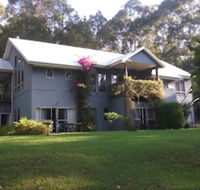 Lakeshore Lodge - Accommodation Whitsundays