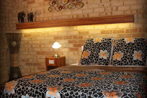 York Motel - Accommodation Whitsundays 6