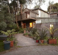 Crayfish Creek Van  Cabin Park