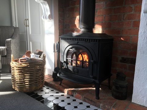 Oak Tree Lodge - Accommodation Whitsundays 2