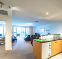Glenelg Beachside Apartments - Accommodation Whitsundays