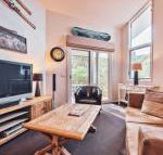 Lhotsky Apartments - Accommodation Whitsundays