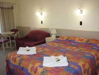 Woodmans Hill Motel - Accommodation Whitsundays 4