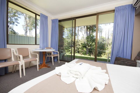 Island Palms Motor Inn - Accommodation Whitsundays 7