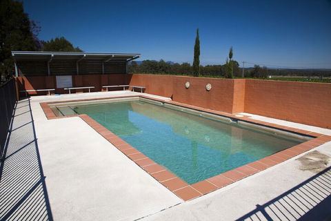 Adina Vineyard - Accommodation Whitsundays 7