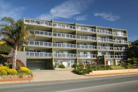 Albacore Apartments - Accommodation Whitsundays 0