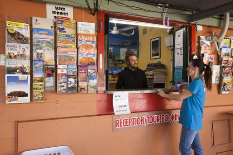 Alice Lodge Backpackers - Accommodation Whitsundays 4