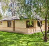 Siesta Park Holiday Resort - Accommodation Whitsundays