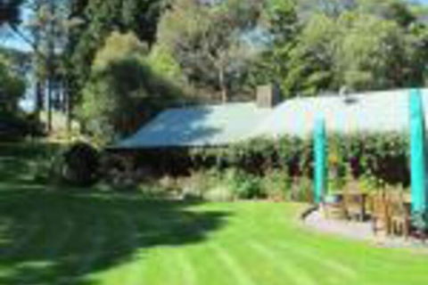 Hummingbird Eco Retreat - Accommodation Whitsundays 0