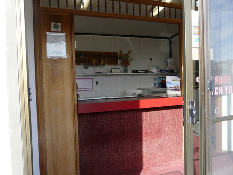 Waterloo Point - Accommodation Whitsundays 0