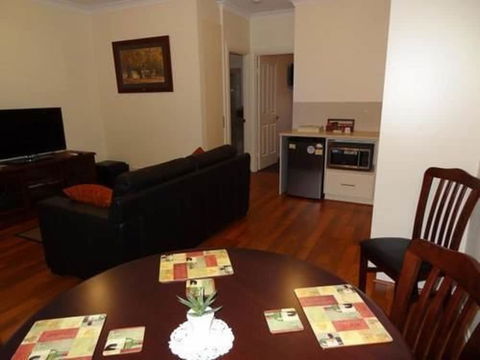Hahndorf Oak Tree Cottages - Accommodation Whitsundays 6