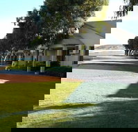 Pelican Shore Villas - Accommodation Whitsundays