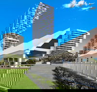 Palmerston Tower Holiday Apartments - Accommodation Whitsundays