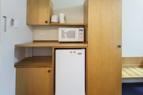 Kings Park Motel - Accommodation Whitsundays 5