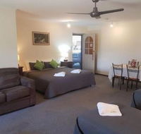 Beachport Motor Inn - Accommodation Whitsundays