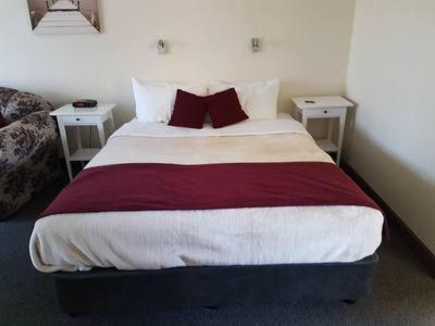 Beachport Motor Inn - Accommodation Whitsundays 7