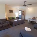 Beachport Motor Inn - Accommodation Whitsundays 1