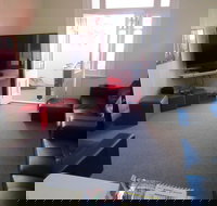 Manly Bunkhouse - Accommodation Whitsundays