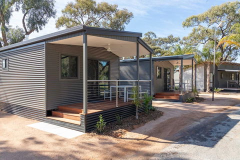 BIG4 Renmark Riverfront Holiday Park - Accommodation Whitsundays 1