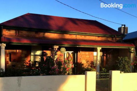 A Miners Rest - Accommodation Whitsundays 6