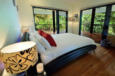 Misty Mountains Rainforest Retreat - Accommodation Whitsundays 2