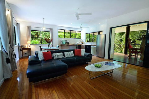 Misty Mountains Rainforest Retreat - Accommodation Whitsundays 5
