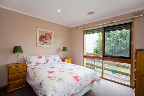 Geelong Holiday Home - Accommodation Whitsundays 5