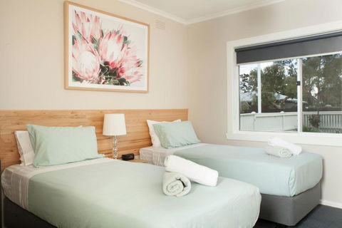 Coppards Rest - Accommodation Whitsundays 2