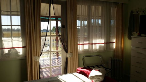 Andavine House Bed & Breakfast - Accommodation Whitsundays 2