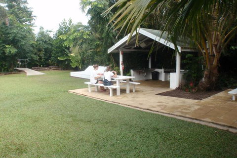 Absolute Backpackers Mission Beach - Accommodation Whitsundays 1