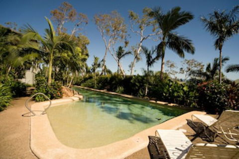 Blue Waters Views - Accommodation Whitsundays 0