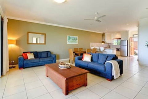 Blue Waters Views - Accommodation Whitsundays 2
