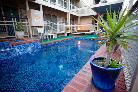 MAS Country Riverboat Lodge Motor Inn - Accommodation Whitsundays 6