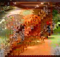 The Hermitage Motel - Accommodation Whitsundays