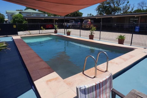 A & A Motel - Accommodation Whitsundays 0