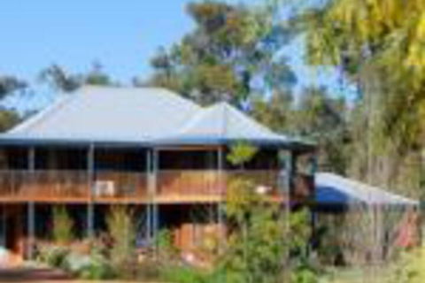 Riverwood Retreat - Accommodation Whitsundays 0